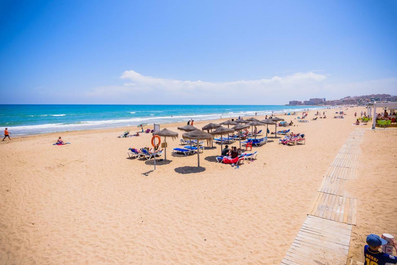 Playa La Mata - Apartamento "Limonka" Dış mekan fotoğraf